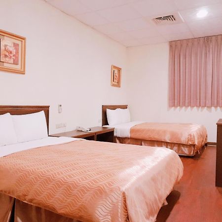 Blue Ocean Hotel 카오슝 외부 사진