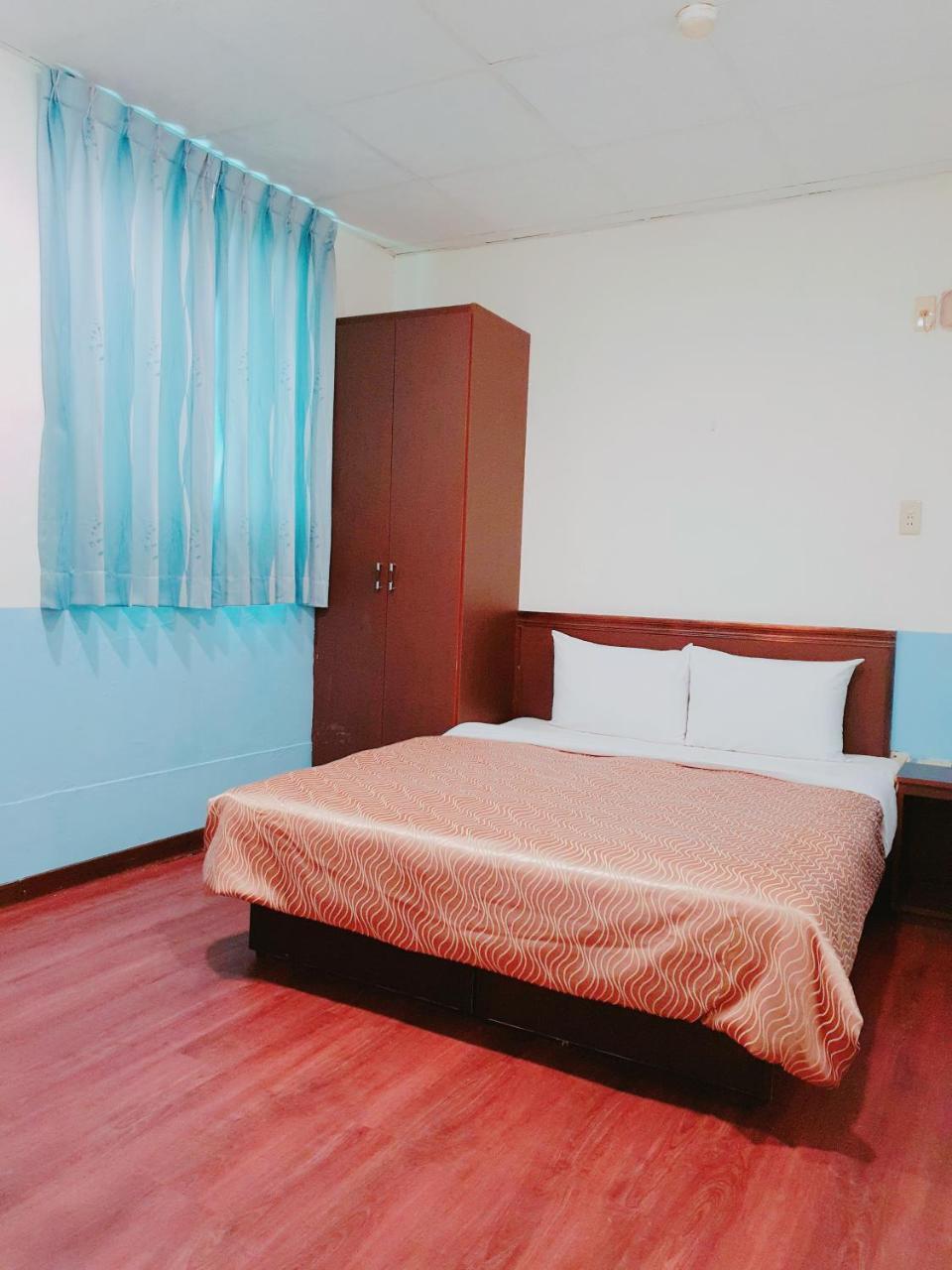 Blue Ocean Hotel 카오슝 외부 사진